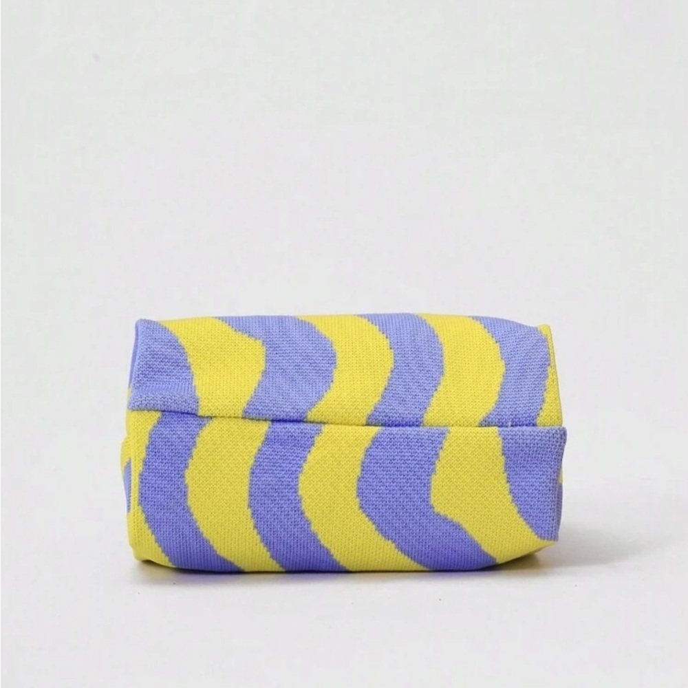 ✨NEW Stylish Yellow and Blue Women's mini knit tote Bag - Picture 4 of 5